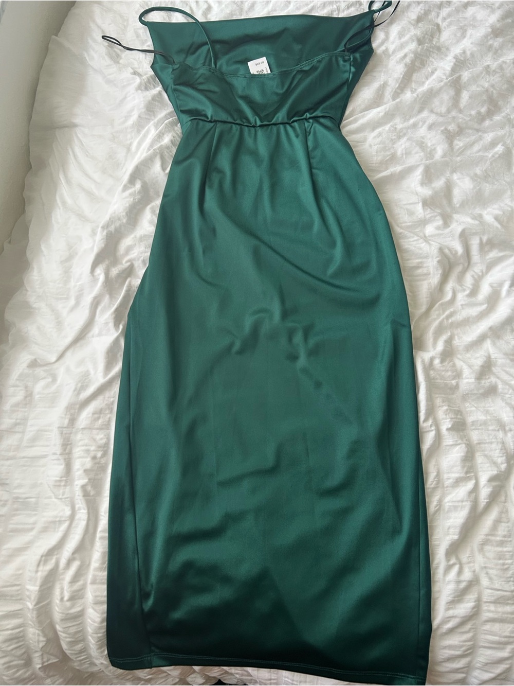 Elegant Emerald Green Slip Midi Dress with Spaghetti Straps - Picture 2 of 3